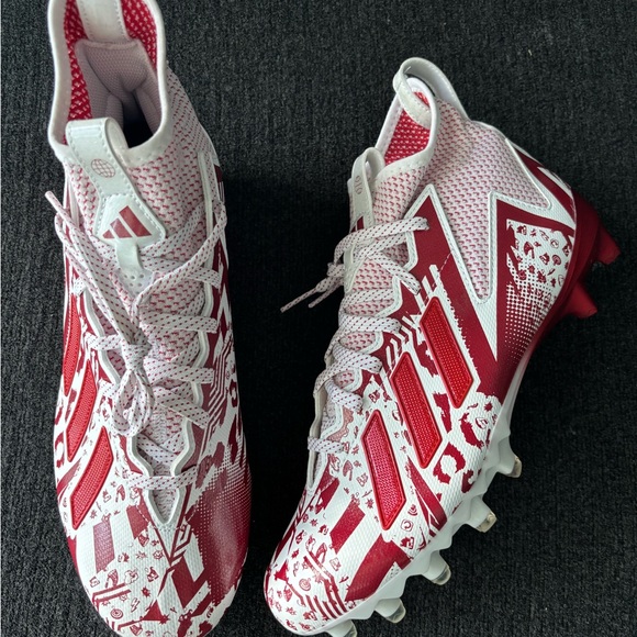 Adidas Freak 23 7V7 SMU White/Red Football Cleats Size 10.5